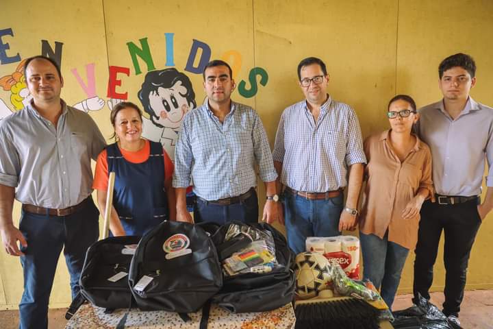 Autoridades municipales visitaron la Escuela N° 297 “Yapeyú” de paraje «Los Bretes»