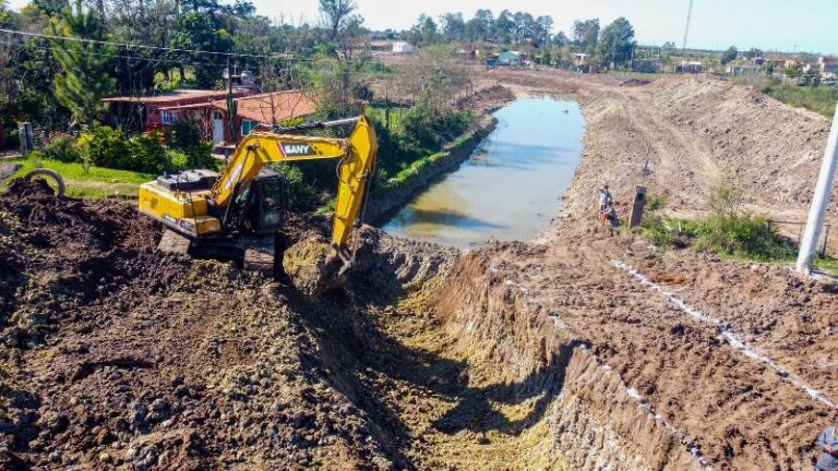 Avanzan con los trabajos del plan hídrico en la zona sur de Santo Tomé