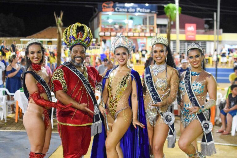 Santo Tomé dijo presente en el primer grito de carnaval en Sao Borja