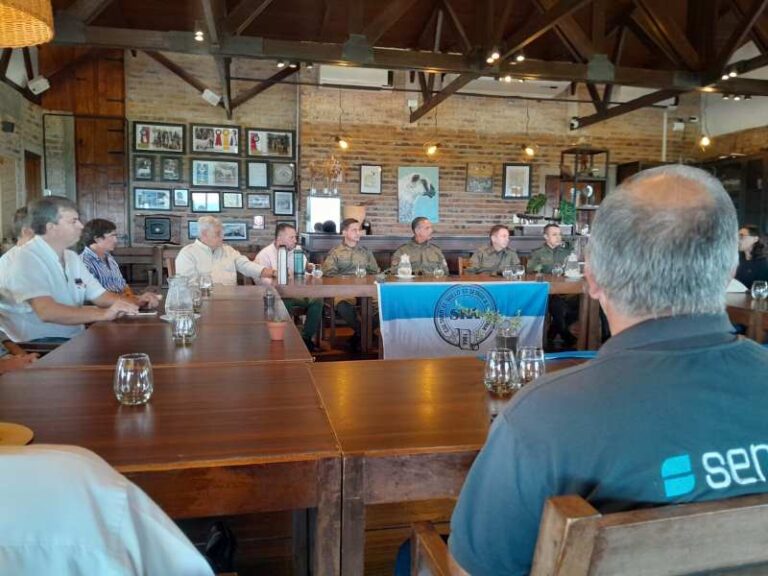 Productores, entidades y Gendarmería Nacional reúnen esfuerzos para fortalecer la seguridad en las comunidades rurales de Misiones y Corrientes