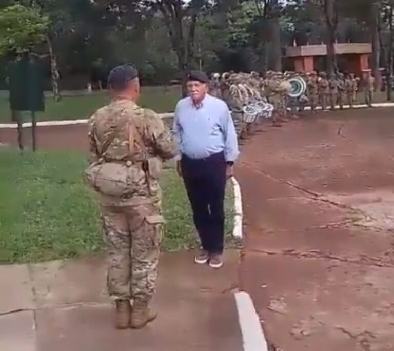 Inician investigación por participación de Losito en homenaje castrense