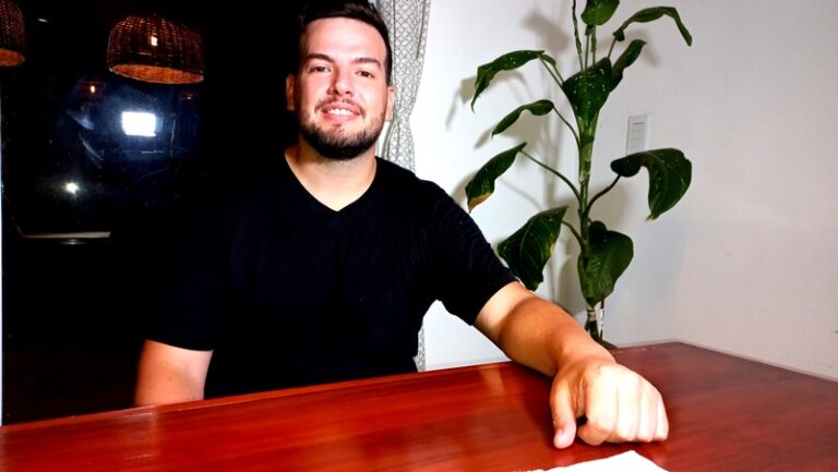 Tras la asamblea de Fon Fon, Martín Pinarello habló de su comparsa y del carnaval en general