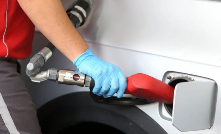 Cayó la demanda de combustible por efecto de la recesión