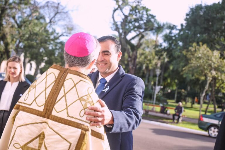 La Homilia de Monseñor Gustavo Montini en el Tedeum del 25 de mayo ante autoridades municipales