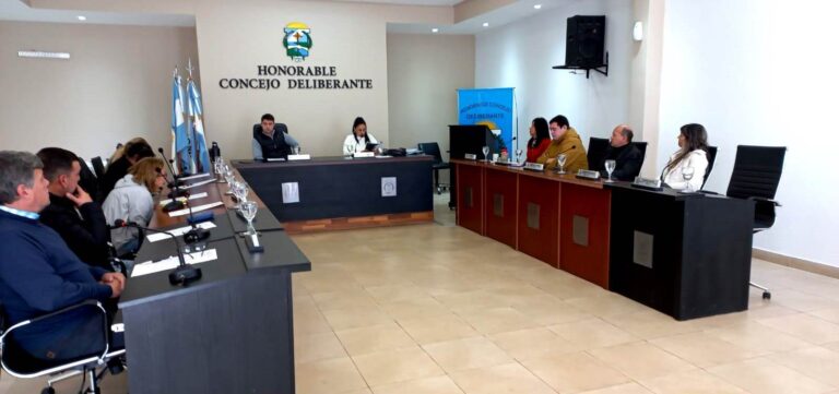 En medio de muchas dudas, autoridades y concejales jurarán hoy la nueva Carta Orgánica Municipal