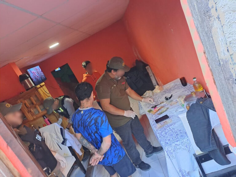 Gendarmeria allana ocho domicilios en Santo Tomé y detienen a siete personas por narcomenudeo