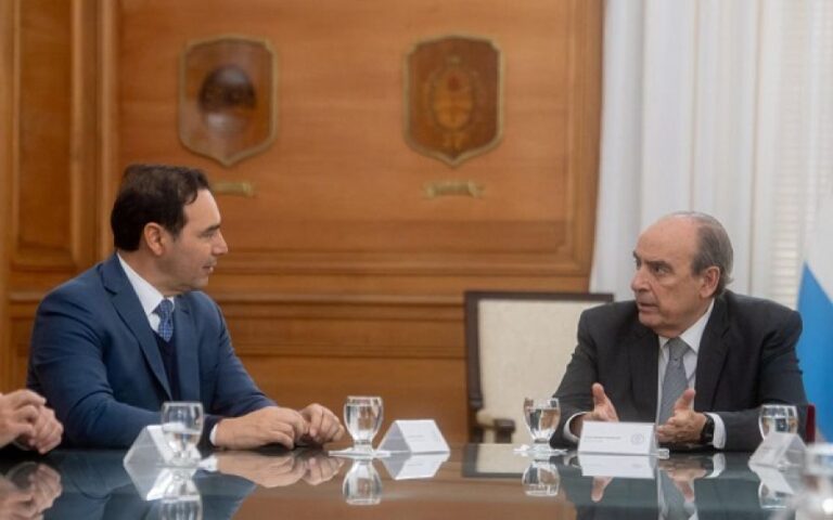 Provincia firmó con Nación el traspaso de obra pública a la Provincia