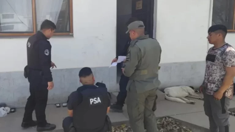 Salta: Detuvieron a 20 gendarmes por cobrar sobornos a los tours de compras