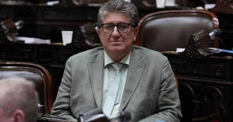 Aguirre: «Perdimos los 150 mil millones de pesos que debíamos a los clientes»