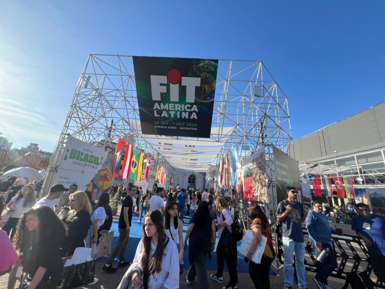 Santo Tomé dijo presente en el stand correntino de la FIT 2024