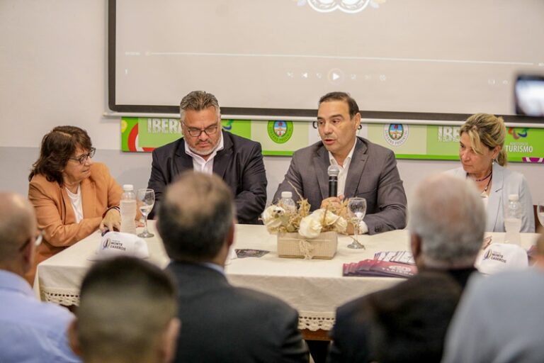 Valdés preocupado por los carnavales en la provincia y habló de «industria del carnaval»