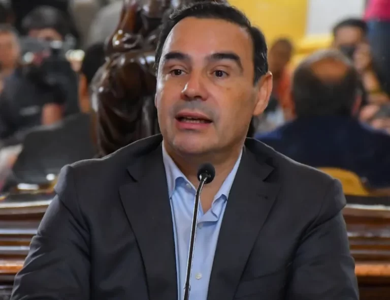 Valdés cuestionó a CAMESSA los costos de la energía eléctrica