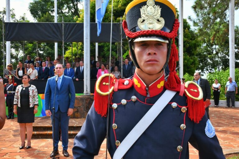 Valdés en Yapeyú: «Pongamos a Corrientes por encima de todo y elijamos futuro»