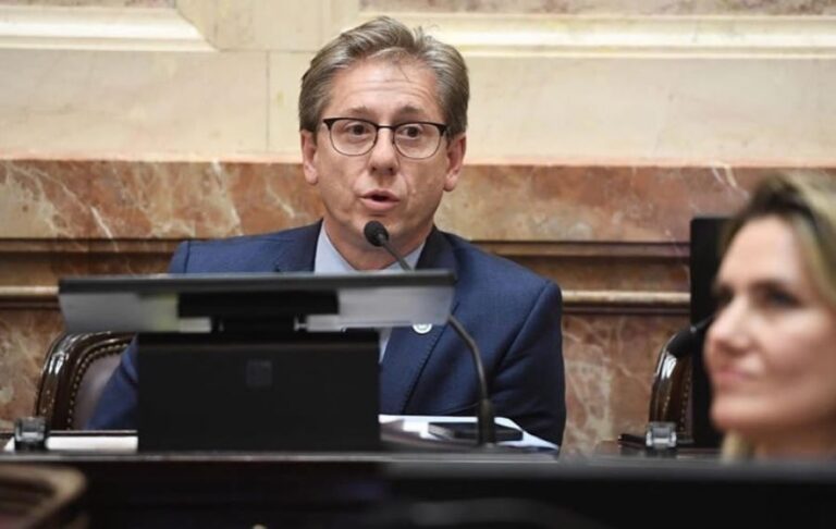 Reclaman la renuncia de Peteco Vischi a su banca en el Congreso Nacional