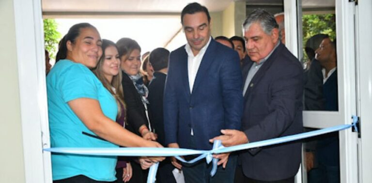 Valdés reclama ley de arancelamiento hospitalario al inaugurar Servicio de Pediatría del Hospital de Saladas