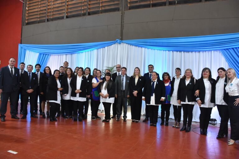 Autoridades municipales, de fuerzas de seguridad y de establecimientos educacionales conmemoraron la Gesta de Mayo y el primer Gobierno Patrio