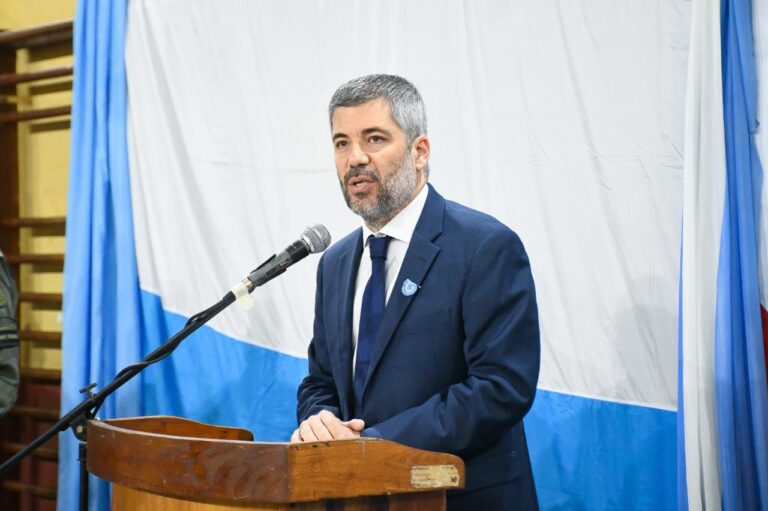 Virasoro conmemoró el 25 de Mayo con un acto de profunda reflexión cívica