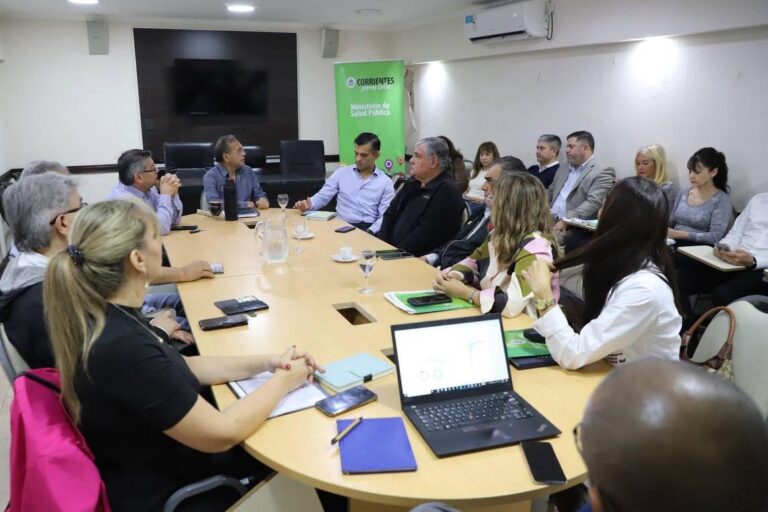 Cardozo se reunió con directores de hospitales de la provincia