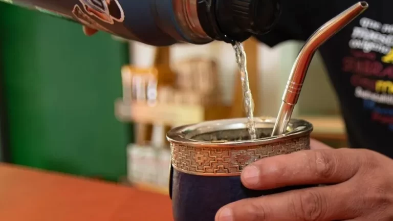 Lo echaron por tomar mate en el trabajo: ahora lo deberán indemnizar