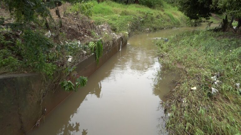 Advierten que se necesitan 14 alcantarillas para solucionar el problema del Arroyo Picardía