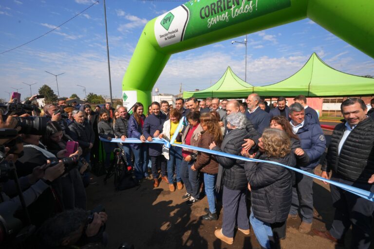 Se inauguraron 32 cuadras de asfalto en la zona sur de Santo Tomé