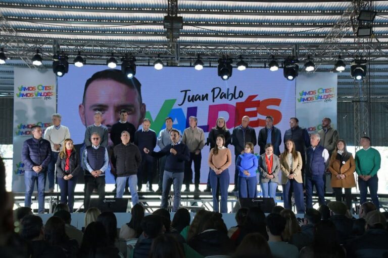 Juan Pablo Valdés dice que hay que mirar al futuro y no al pasado