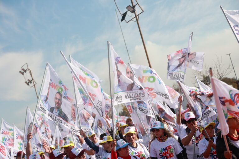Caminata de “Vamos Corrientes” en Santo Tomé rumbo a las elecciones del 31 de agosto