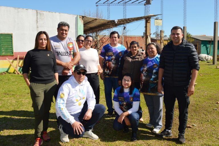Pese a los obstáculos, dos grupos de trabajo de Comparsa Ipanema trabajan con miras al carnaval 2026