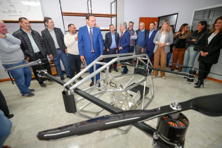 El Gobernador inauguró el Parque Tecnológico de Corrientes, fruto de la cooperación entre Provincia y la UNNE