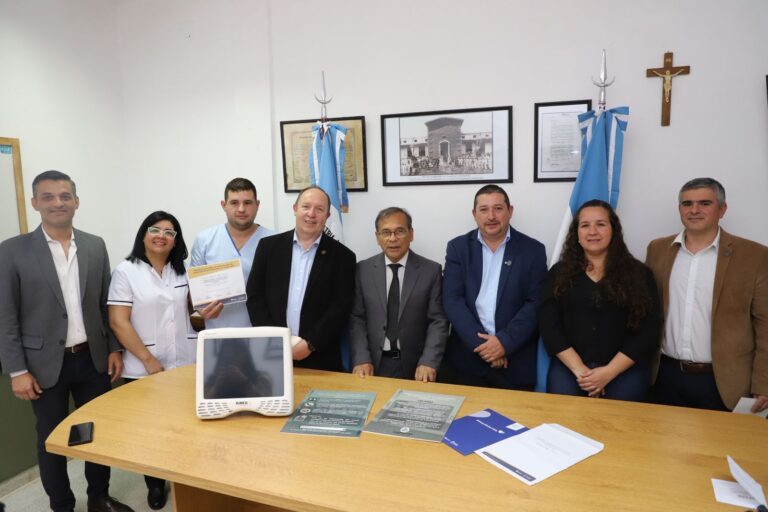 El hospital “San Juan Bautista” recibió un equipo y capacitación del CUCAICOR