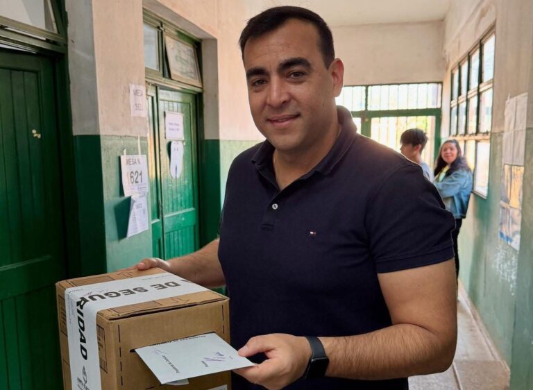 Amplio triunfo de Vamos Corrientes en Santo Tomé y Augusto Suaid logró la reelección como intendente