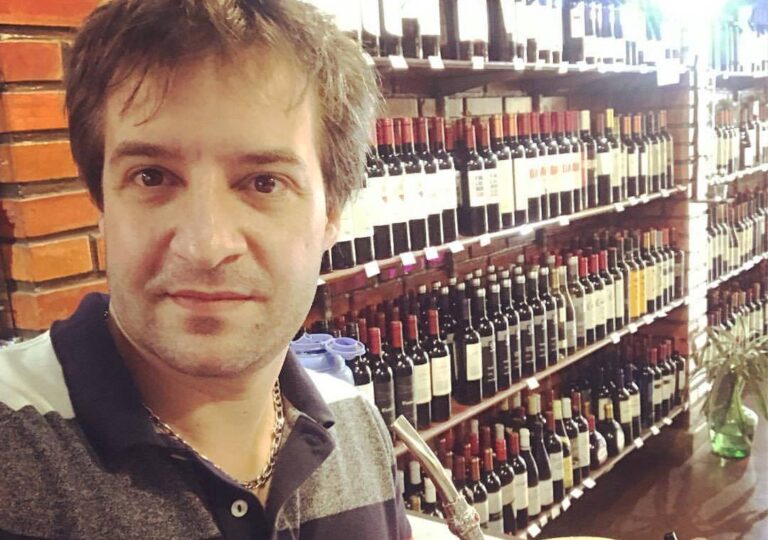 Román Naya, de comerciante a sentarse en una banca del senado provincial