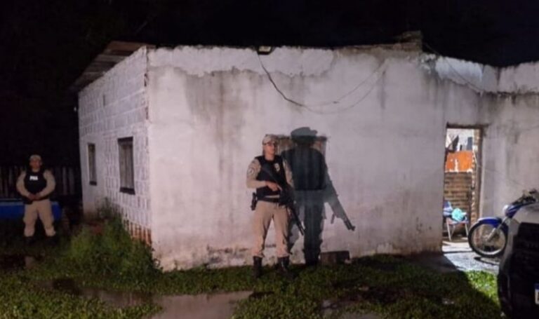 Alvear: Prefectura incauta drogas, armas y un vehículo en un operativo de gran despliegue