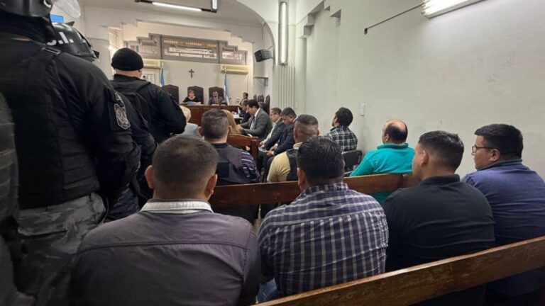 Comenzó el juicio contra penitenciarios imputados por la muerte de un interno en la Unidad Penal Nº 6