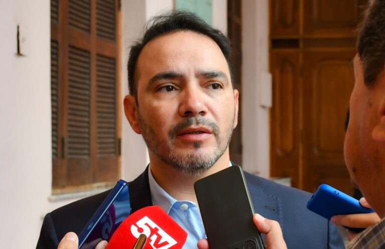 Valdés avanza con la conformación de equipos y sigue de cerca el tratamiento del Presupuesto provincial