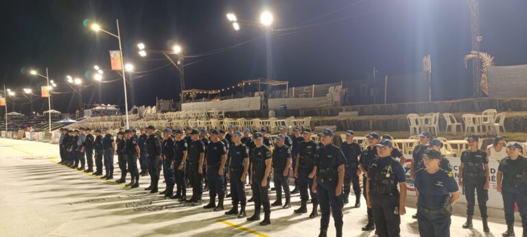 Unos 60 efectivos brindarán seguridad en la primera noche de corso