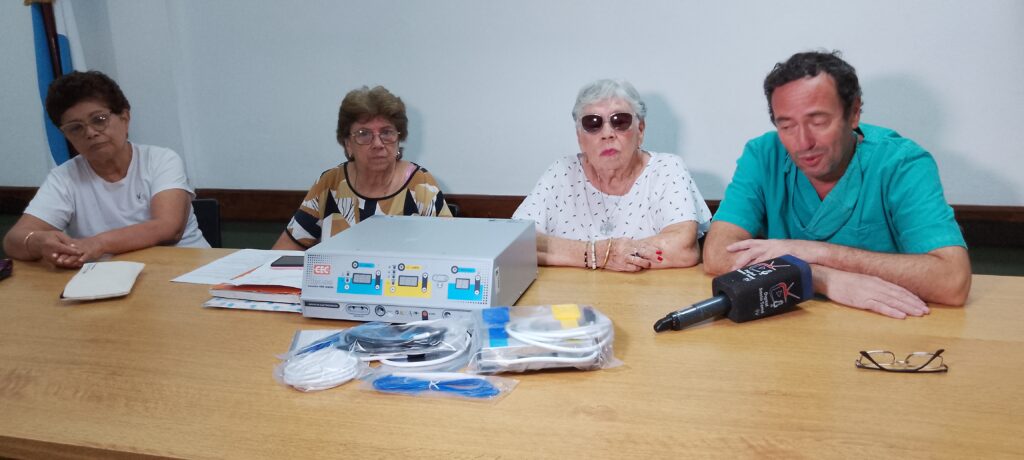 La Asociación Cooperadora del Hospital “San Juan Bautista” entregó moderno equipamiento al área de cirugía (ver video)