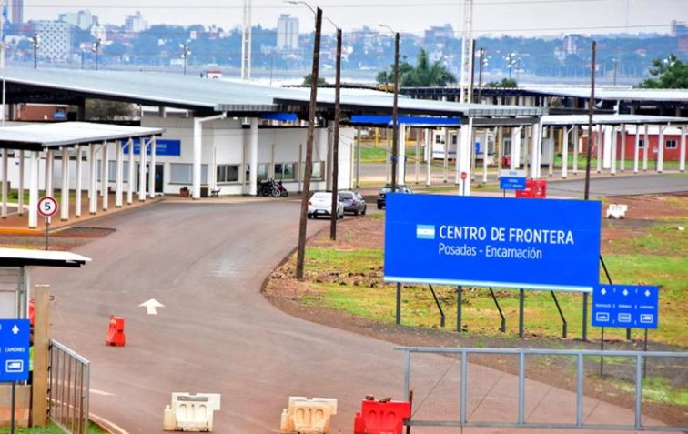 Intervención en la Aduana de Posadas, con varios gendarmes y personal de ARCA bajo investigación por presuntas irregularidades