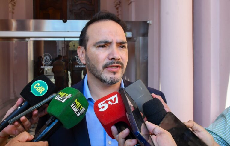 Valdés anunció avances con la UNNE, gestiones con ANSES y tierras para Corrientes