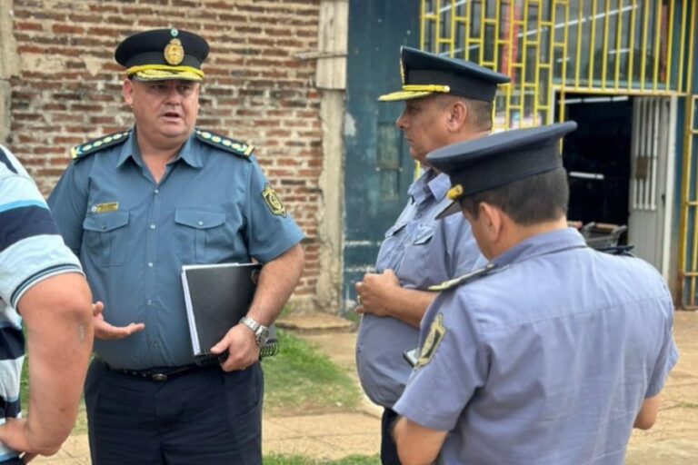 En medio de sospechas y pases de facturas en la Policía de Corrientes, relevaron al jefe del PRIAR de La Cruz