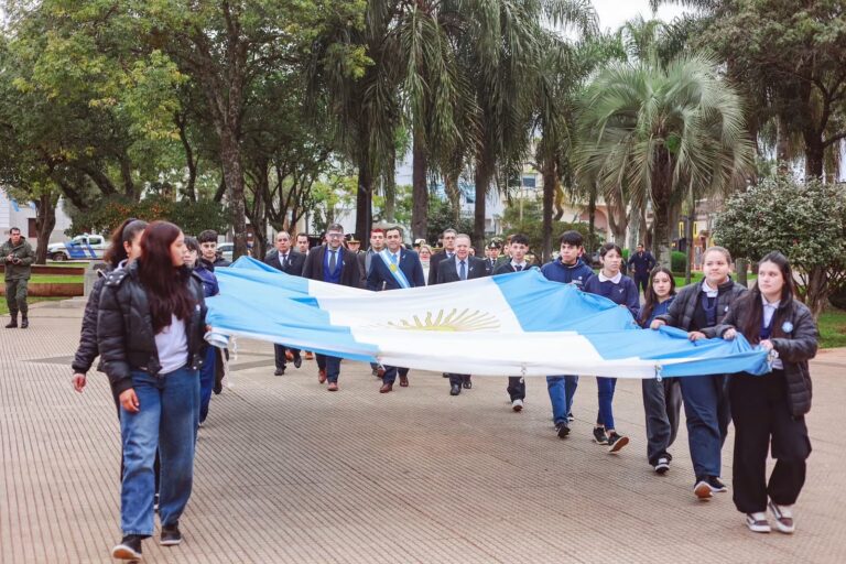 Con fervor patrio, Santo Tomé conmemoró el Día de la Independencia