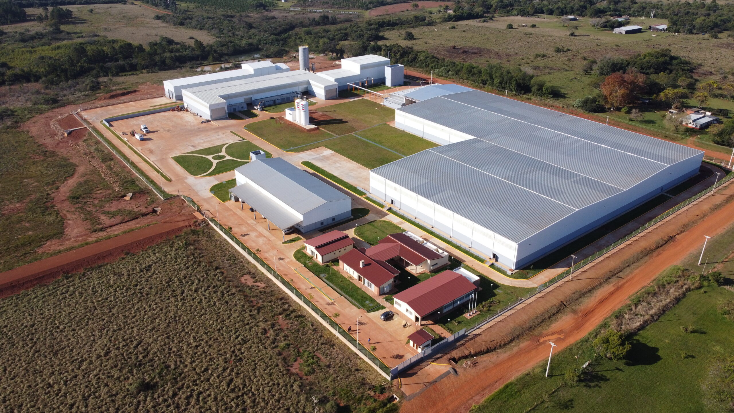 En meses mas se pondrá en marcha uno de los complejos industriales madereros más modernos de Latinoamérica en Santo Tomé