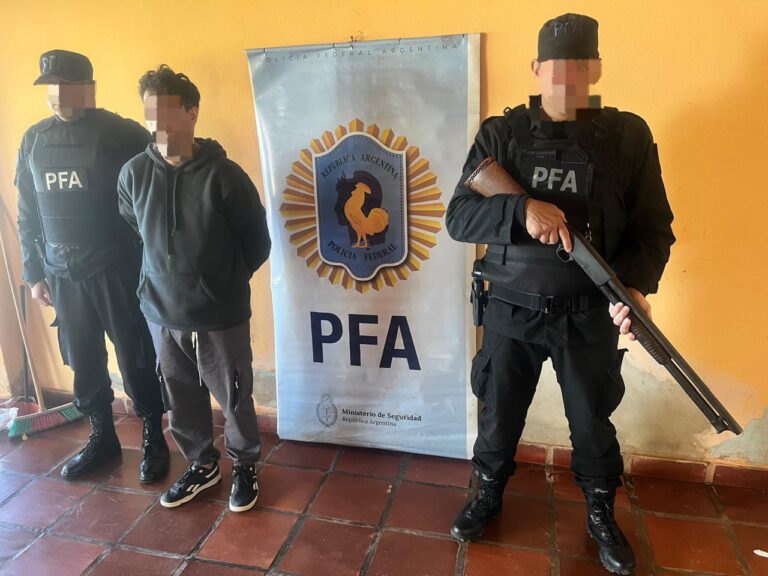 Policía Federal desarticuló una red dedicada a la falsificación de documentos en Paso de los Libres