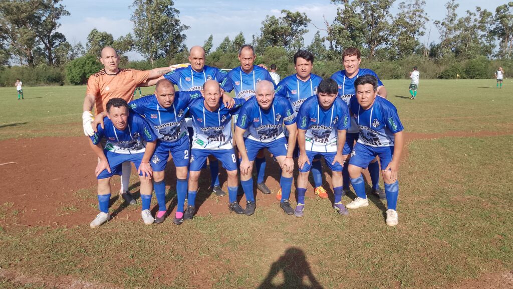 Villa Rivadavia de Mercedes se coronó campeón del Torneo Provincial Sub 45 de Veteranos