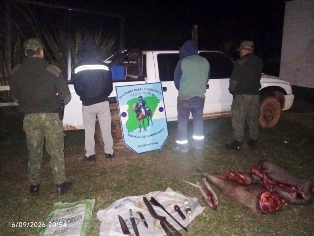 Operativo vial en Santo Tomé: Cayeron cazadores furtivos con un arma oculta y una camioneta adulterada