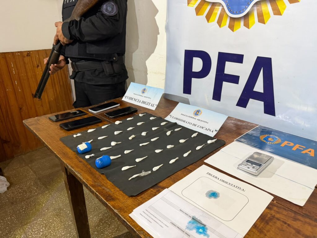 La Policía Federal desarticuló un punto de ventas de drogas en Paso de los Libres