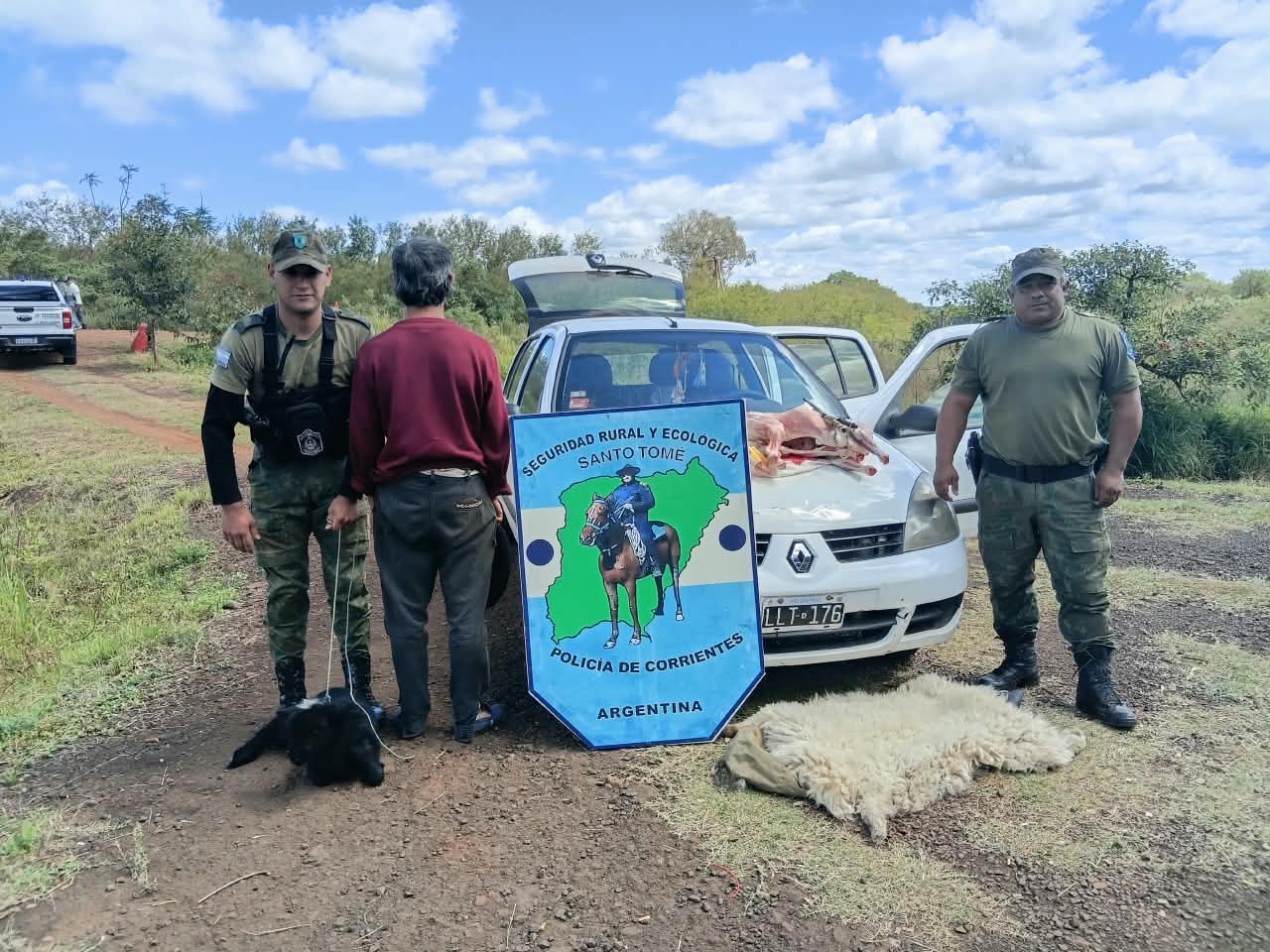    SIN DOCUMENTACION:  Operativo en el cruce de las rutas 14 y 40: llevaba un cordero vivo y otro faenado en el auto