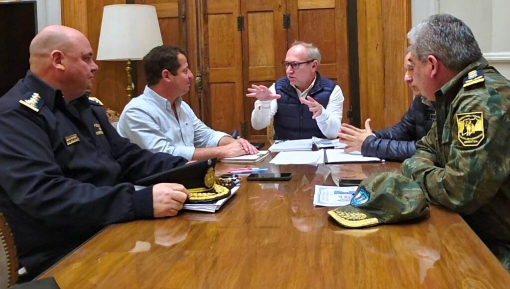Preocupación ante el avance del “Niño”: Reunión de autoridades del Ministerio de Seguridad con sectores ganaderos y productivos